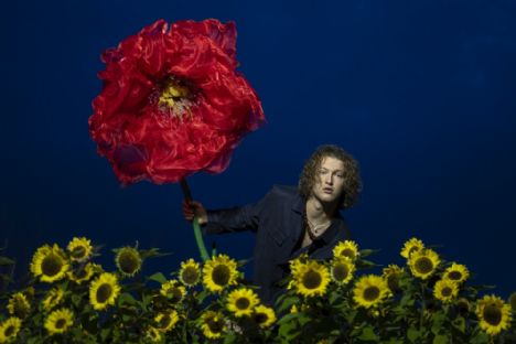 Den danske popsanger og sangskriver Magnus Munster annoncerer nyt album og kommer til Aalborg