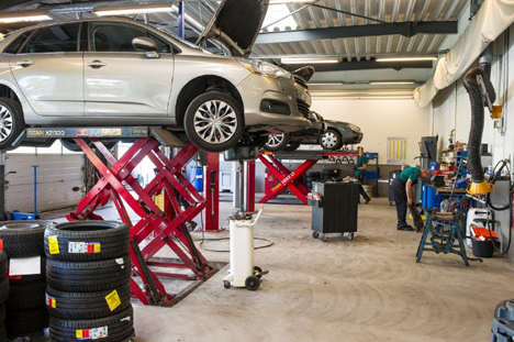 To ud af tre bilister står til at bryde ny lov