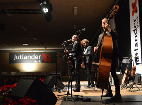 Nyt blod i repræsentantskabet