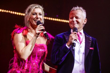 Bubber og Malene Qvist præsenterer Cirkus Arenas nye supercirkus i Aalborg