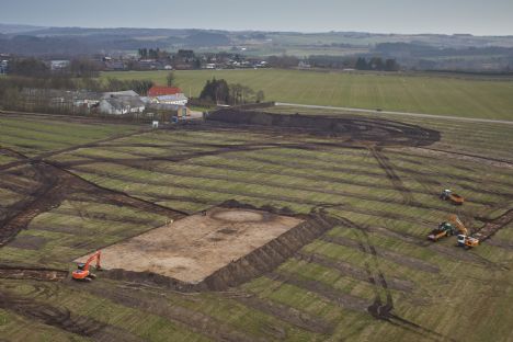 Langhus og gravhøje fundet ved Støvring